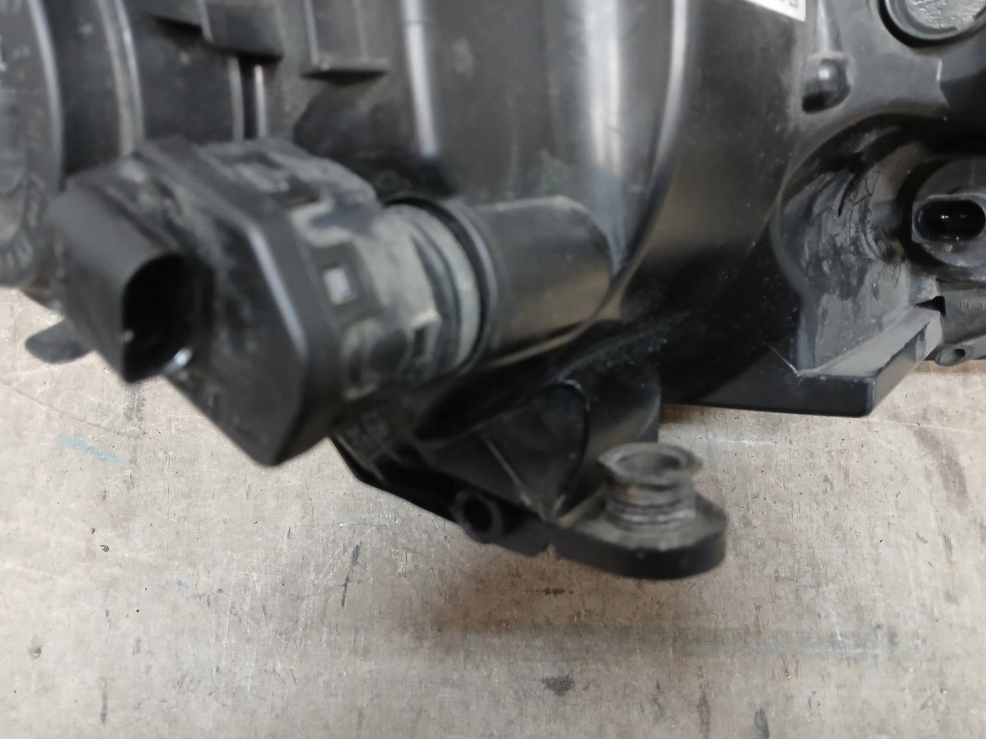 feu avant gauche VW UP 1S 1S0941015N