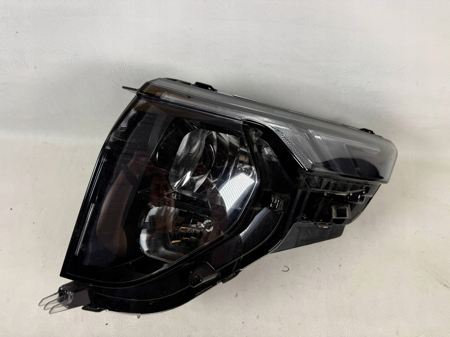FORD TRANSIT COURIER TOURNEO MK3 III 23- light left front front