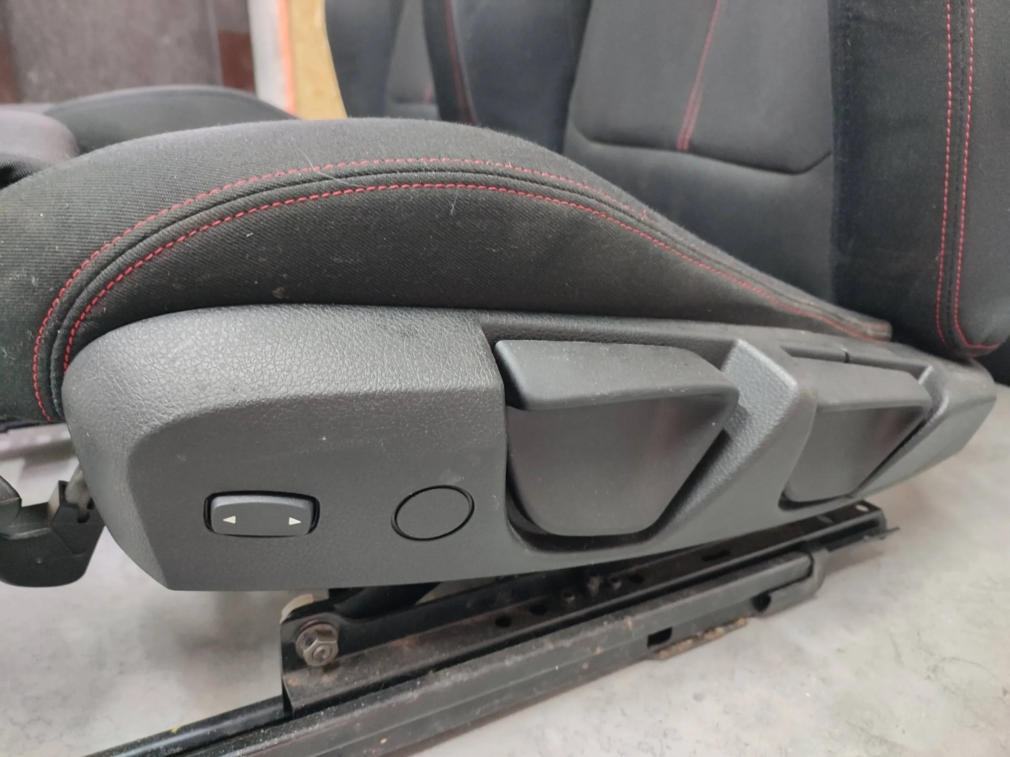 seats / seat / side / Komplet BMW 1 F21 2013 UK upholstery