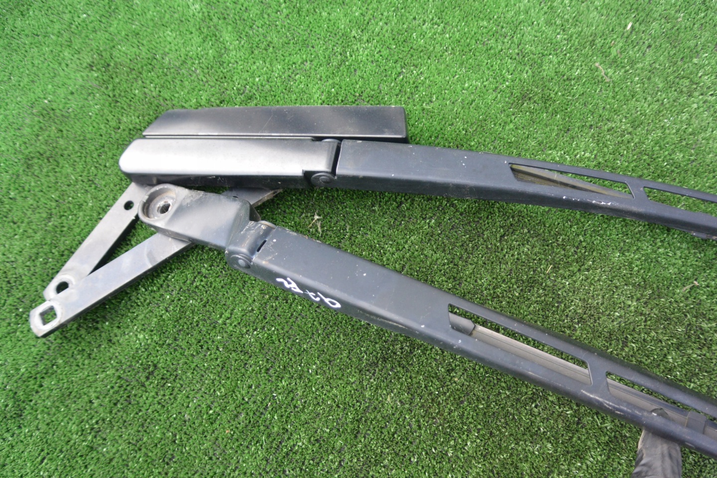 wiper arm AUDI Q7 4L right left KOMPLET EUROPA