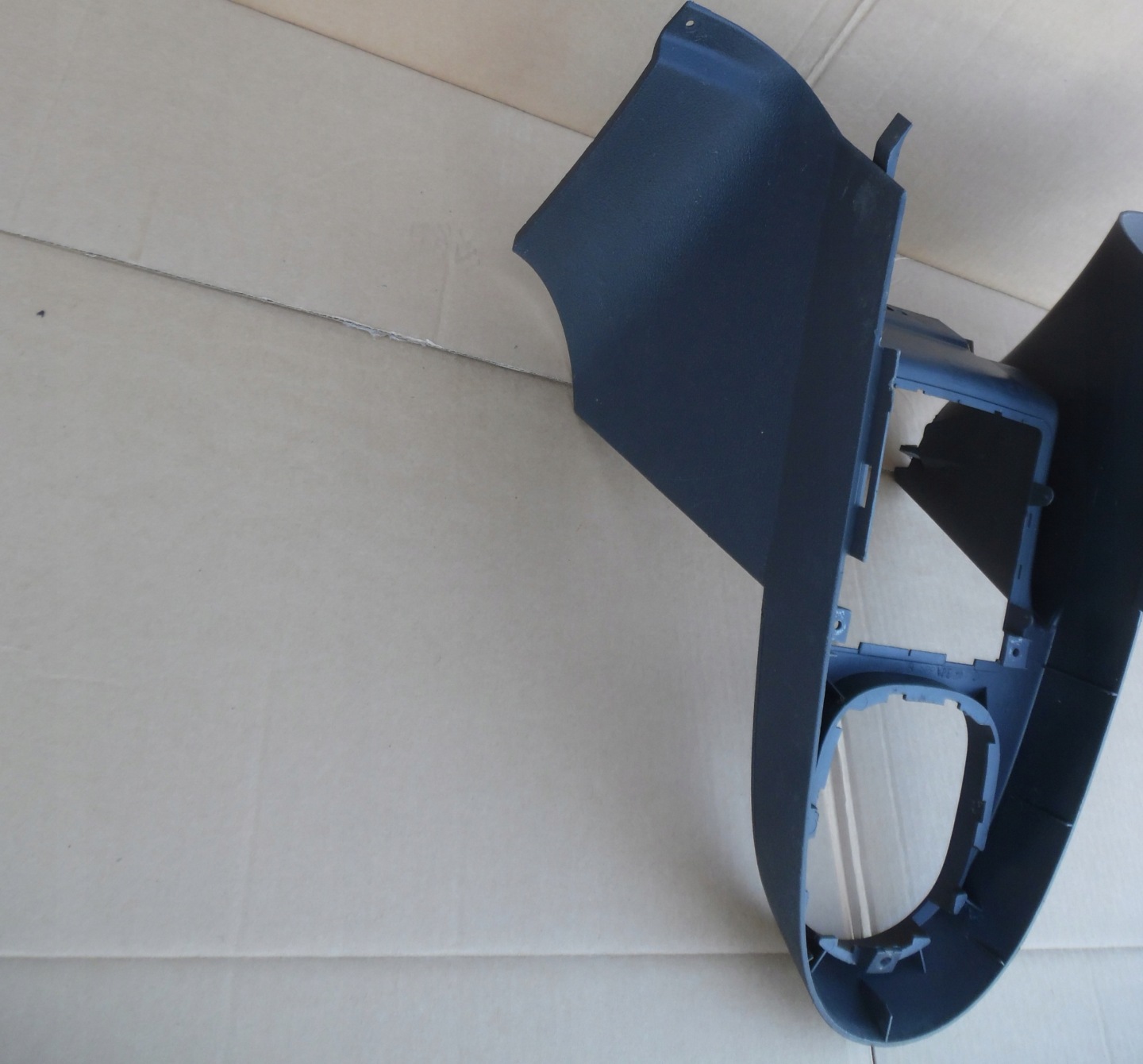 VW TOURAN CADDY 07-TUNEL central frame covering