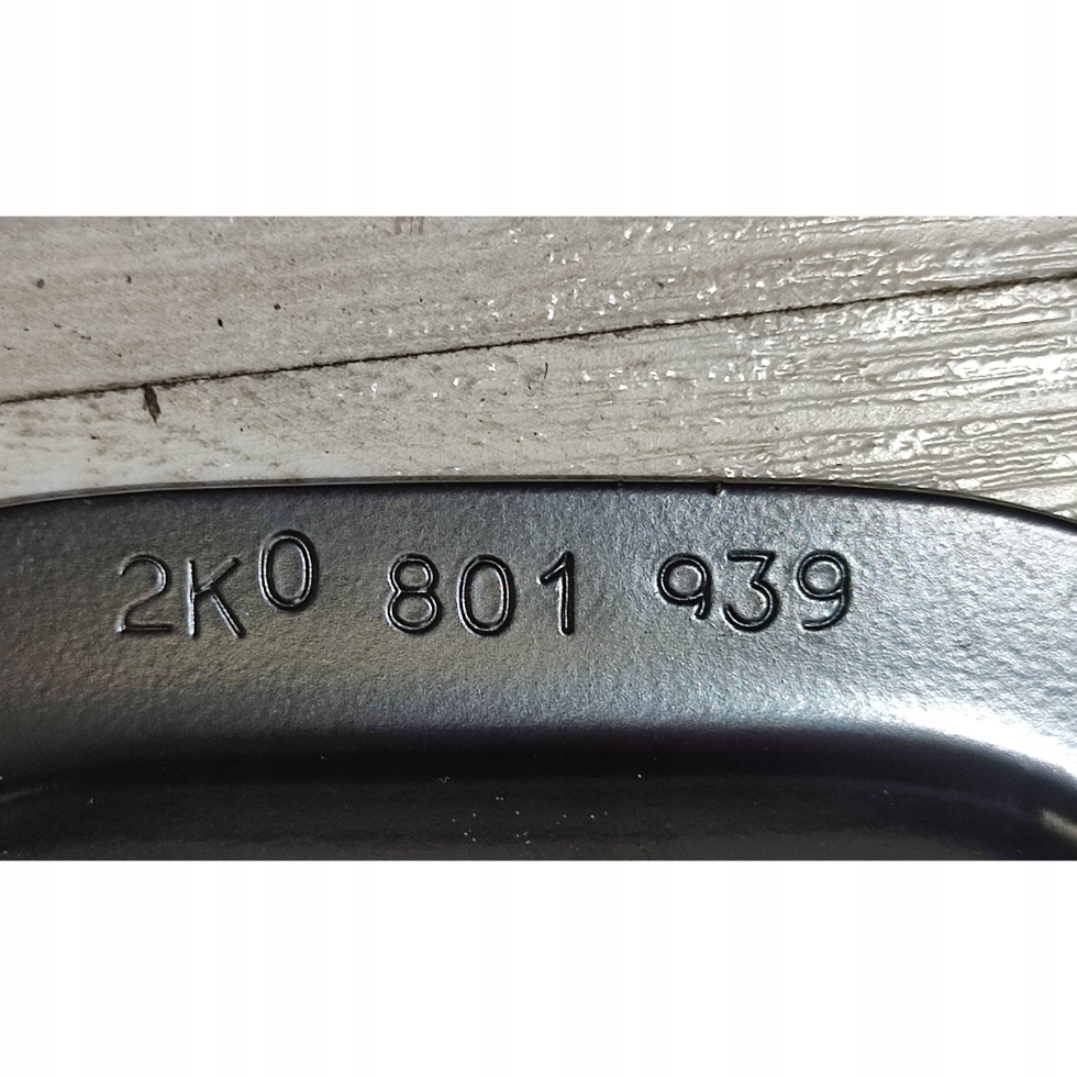 Stoper/dwupin do dywanikow Volkswagen Caddy 2K0801939