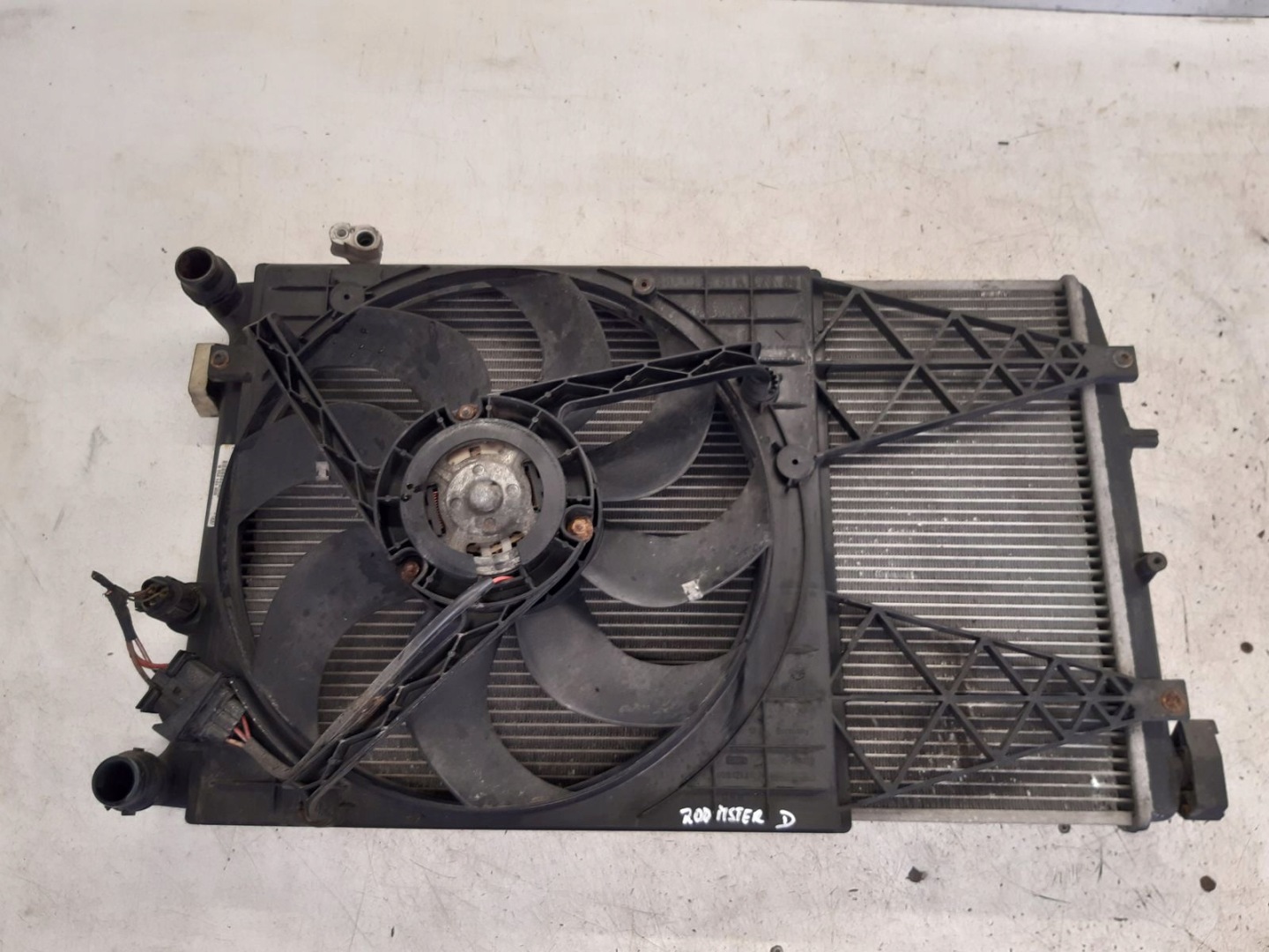 chladič vody ventilátor Skoda Roomster 1,9 TDI