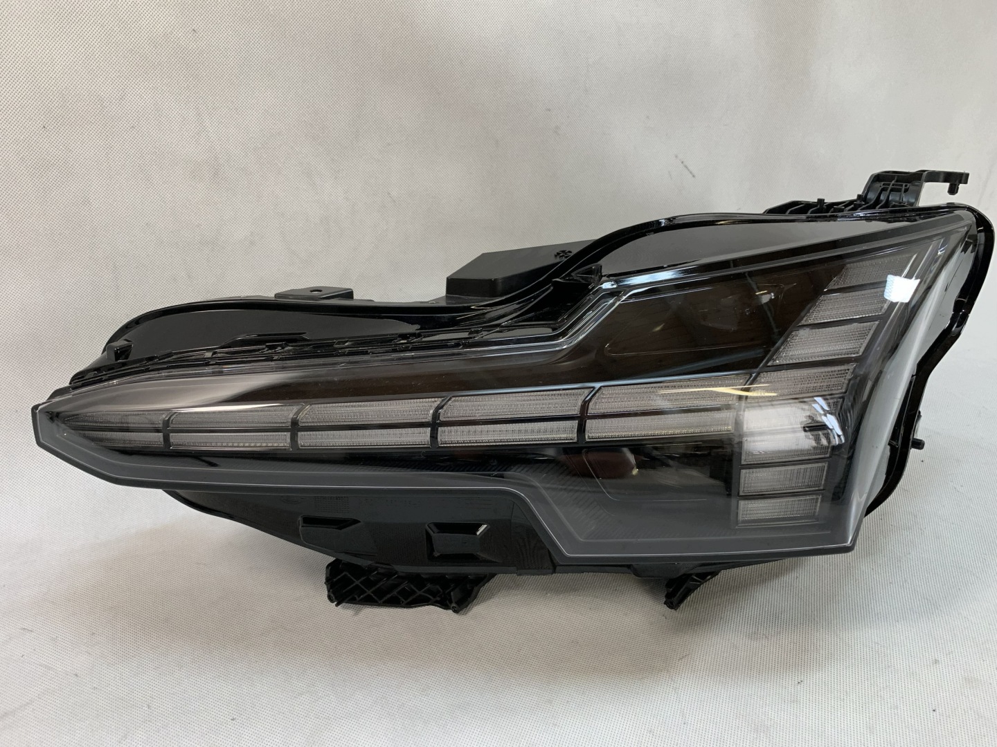 light Reflektor left Volvo EX-30 23r Full Led 80000401 08.26
