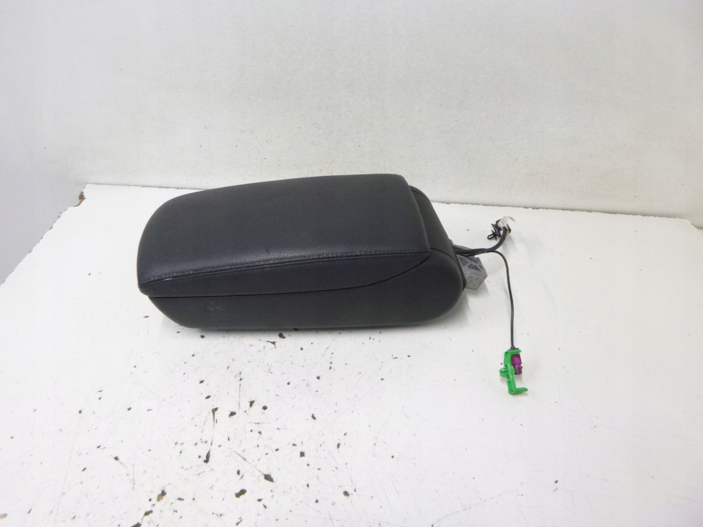ARMLEHNE AUDI A6 C6 2006R.