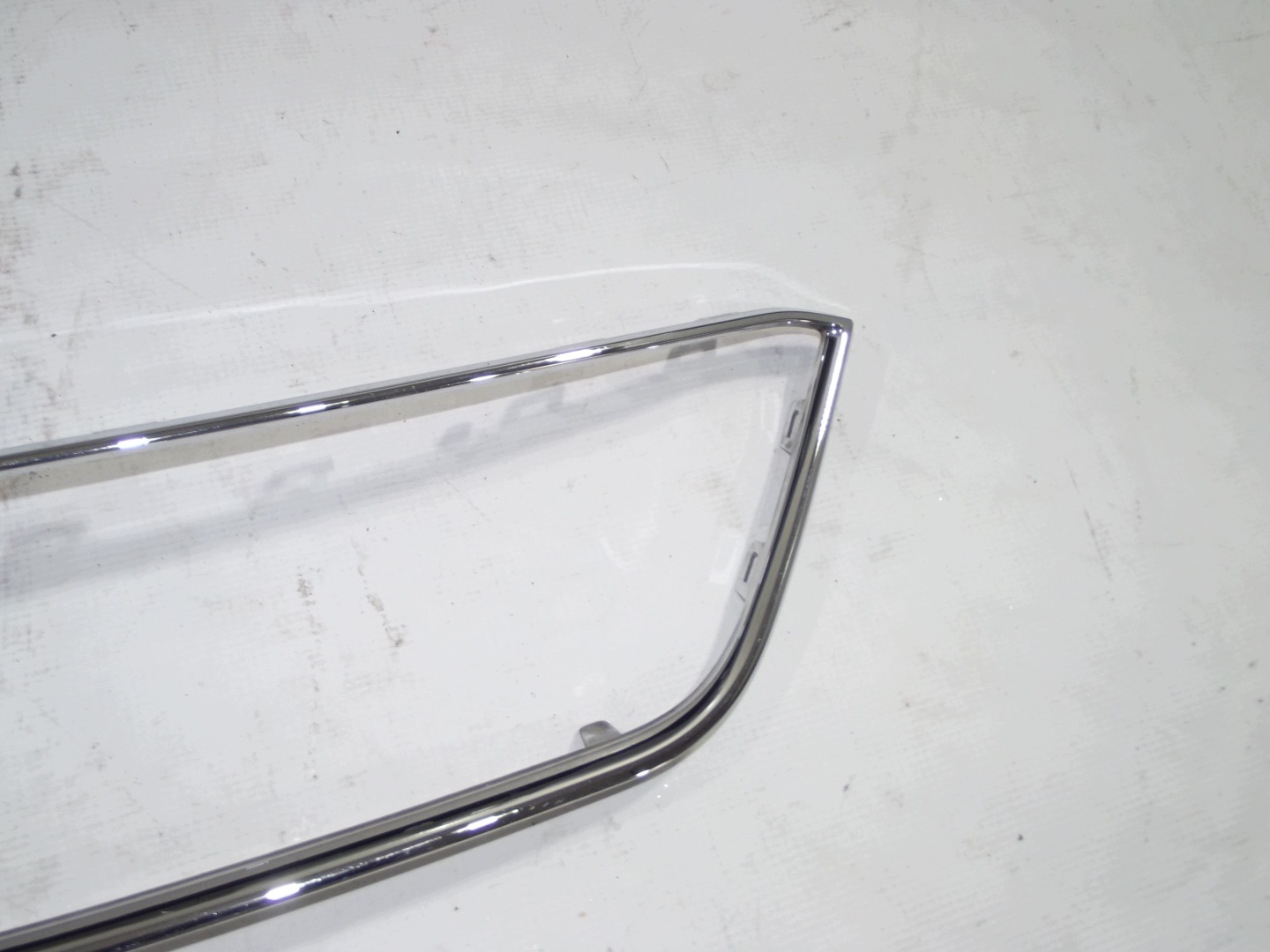 Seat Ibiza IV lift chrom grilla 6J0854643B
