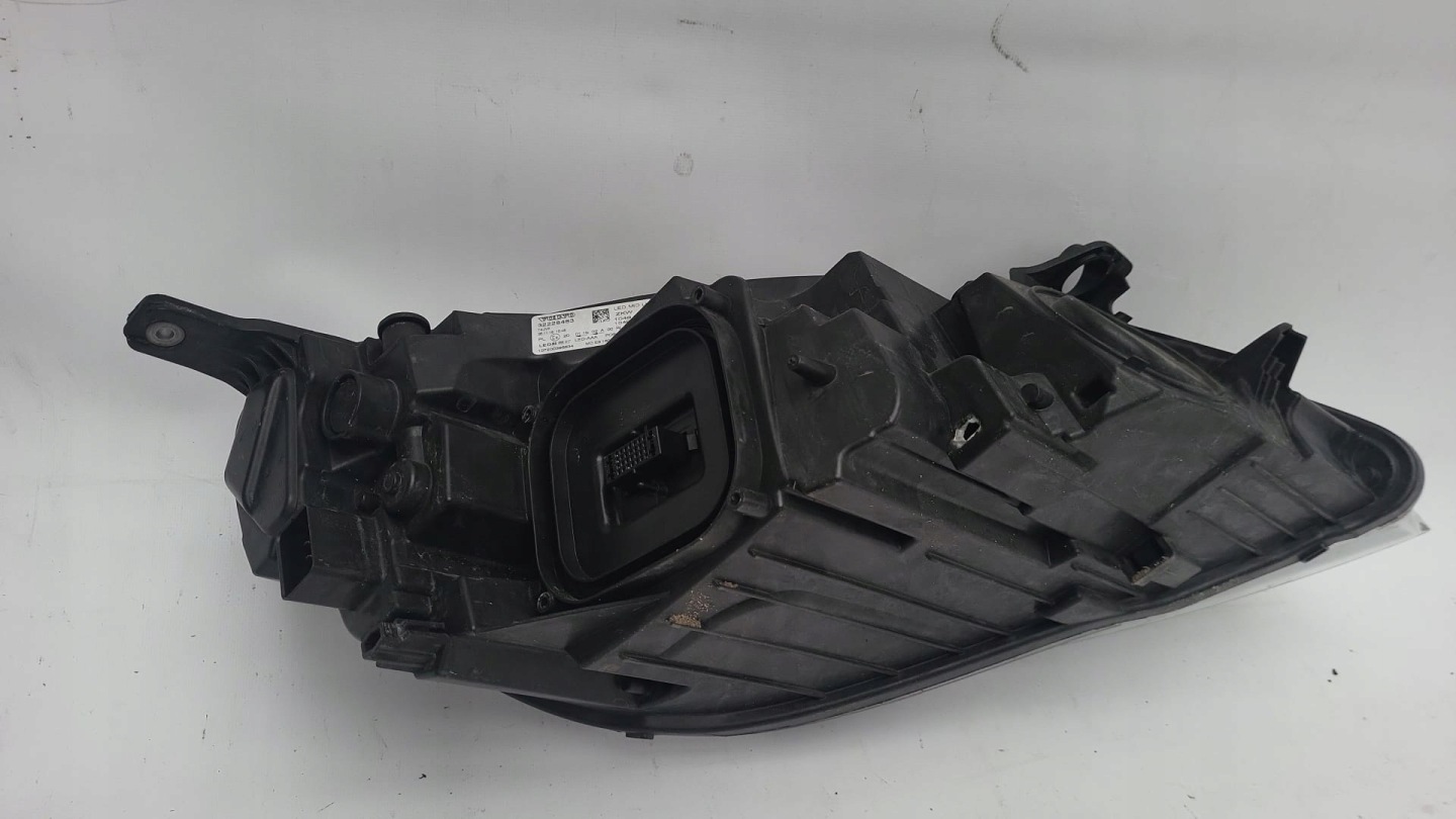 VOLVO V40 LIFT 16- FULL LED MID light left front front 32228483