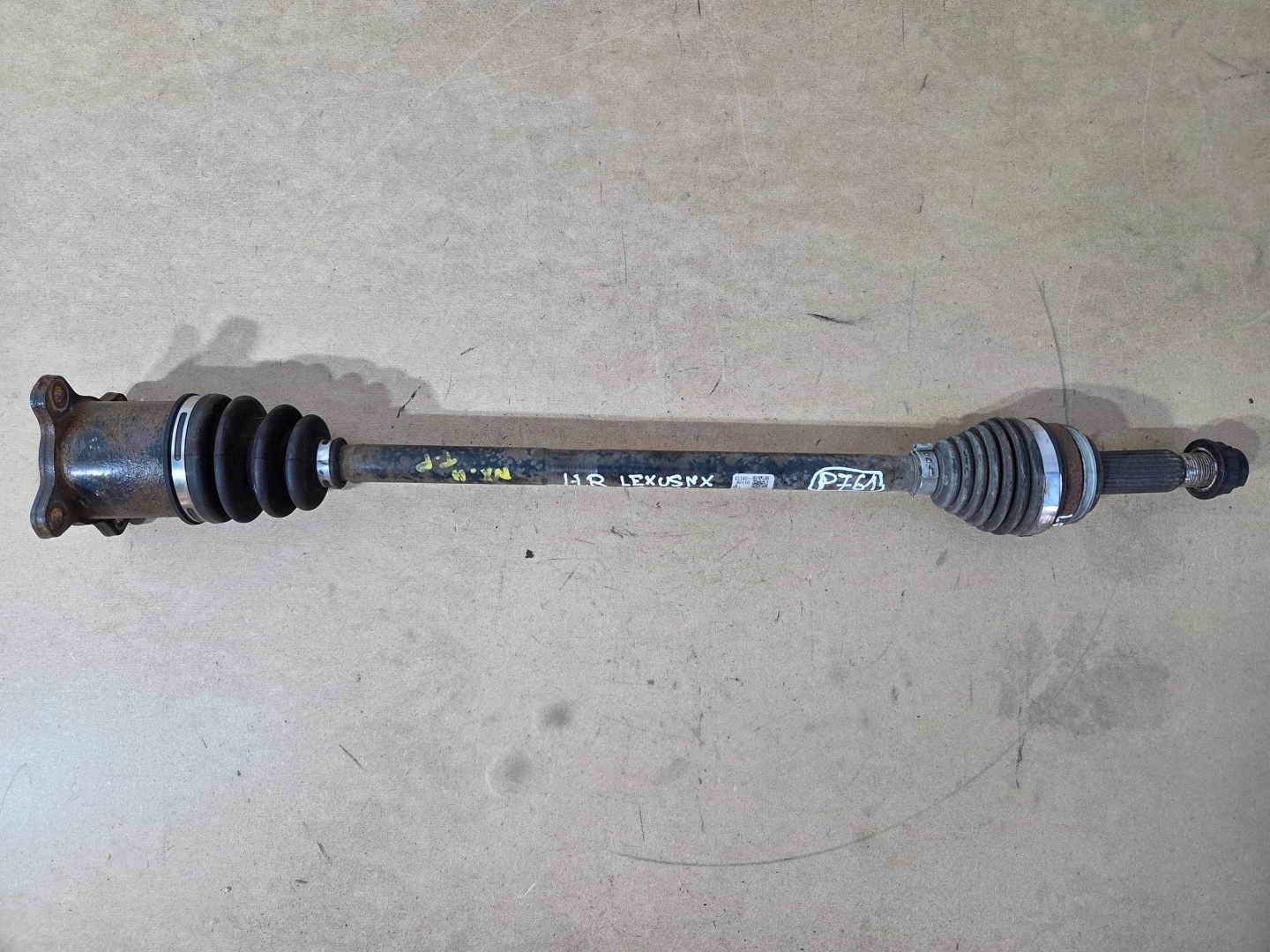 Lexus NX 300H semi-axis rear right 42340-48110 (P761)