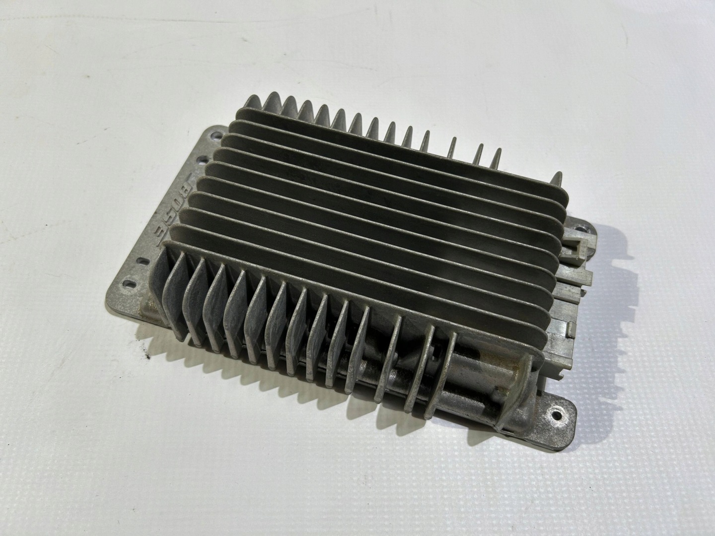 zosilňovač modul audio BOSE Hummer H2 2003r