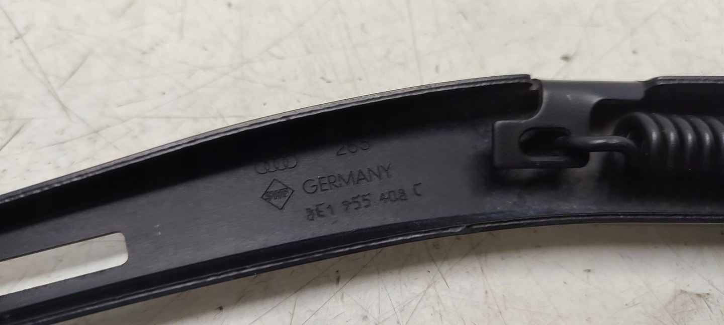 wiper arm right Audi A4 B7 2,0 TDI