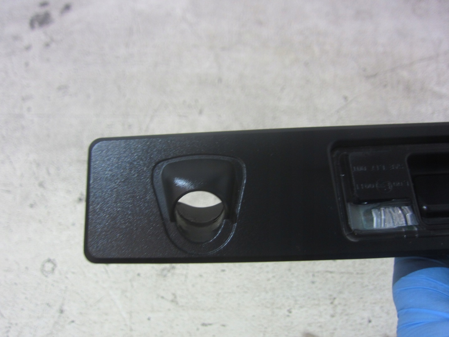 VOLVO XC60 II XC 60 handle button MIKROSTYK bonnet boot 31675535