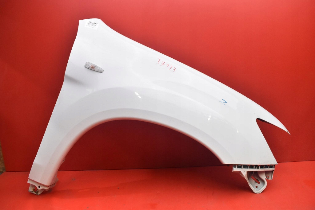fender right front front W19A MITSUBISHI ASX 1 and 10-12