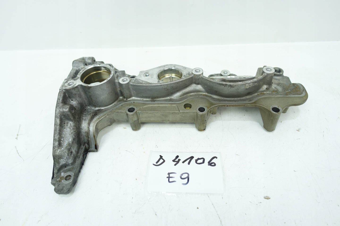 Abdeckung der Ventile MERCEDES A W177 1.3 A2820107001