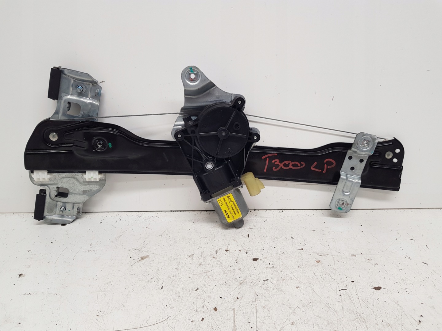 CHEVROLET AVEO T300 window regulator left front 2011