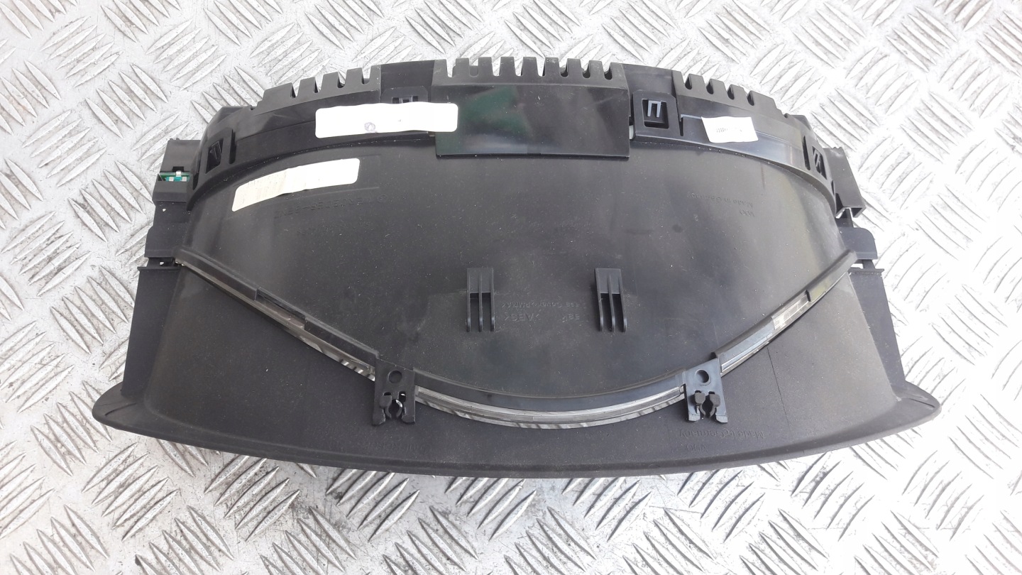 MERCEDES W203 2.2 CDI dials clock 2035409547