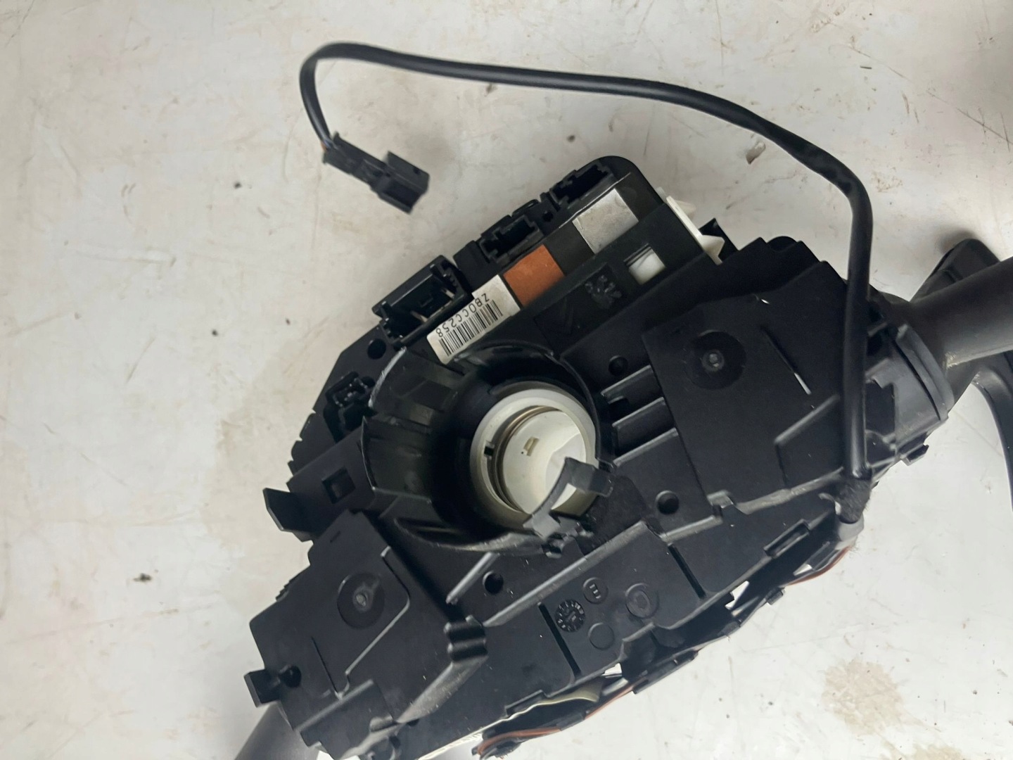 steering wheel levers and controls ring airbag control CITROEN C4 PICASSO II 98072638ZD