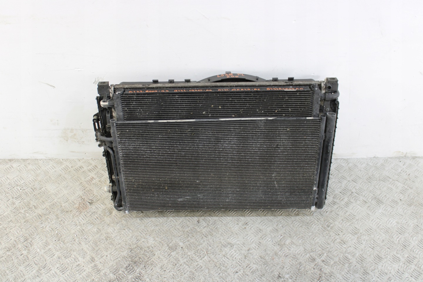 support panel for radiators radiator pillar LAND ROVER EVOQUE L538 LIFT 2,0 D