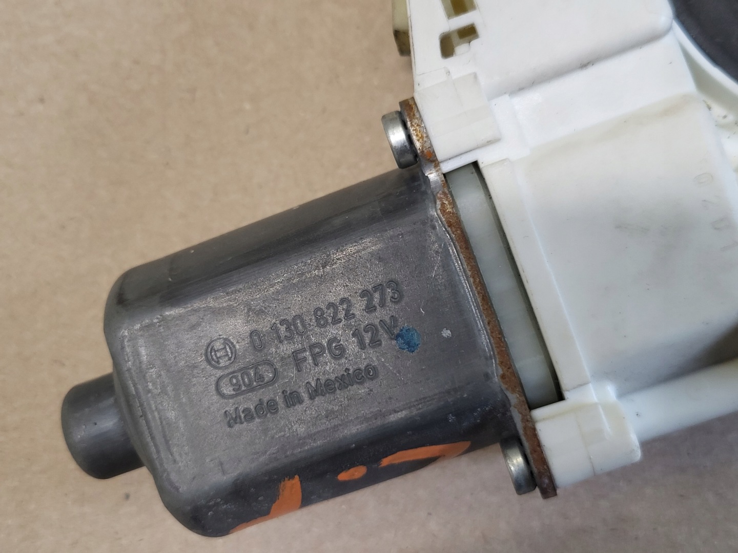 mini motor lifting windows left front MERCEDES ML W164 R 251 OE EUROPA