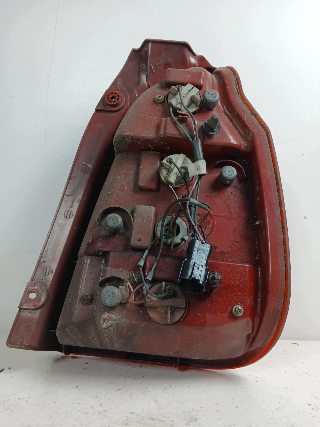 HYUNDAI TERRACAN and LIFT light left rear part