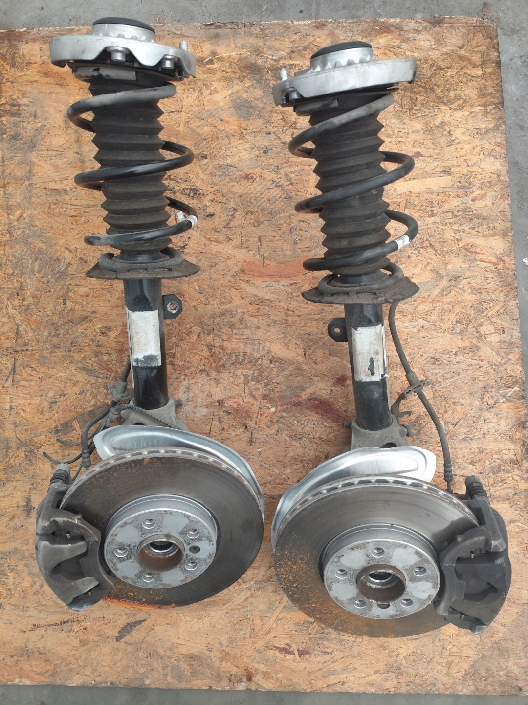 BMW X1 F48 LIFT swing shock absorber right