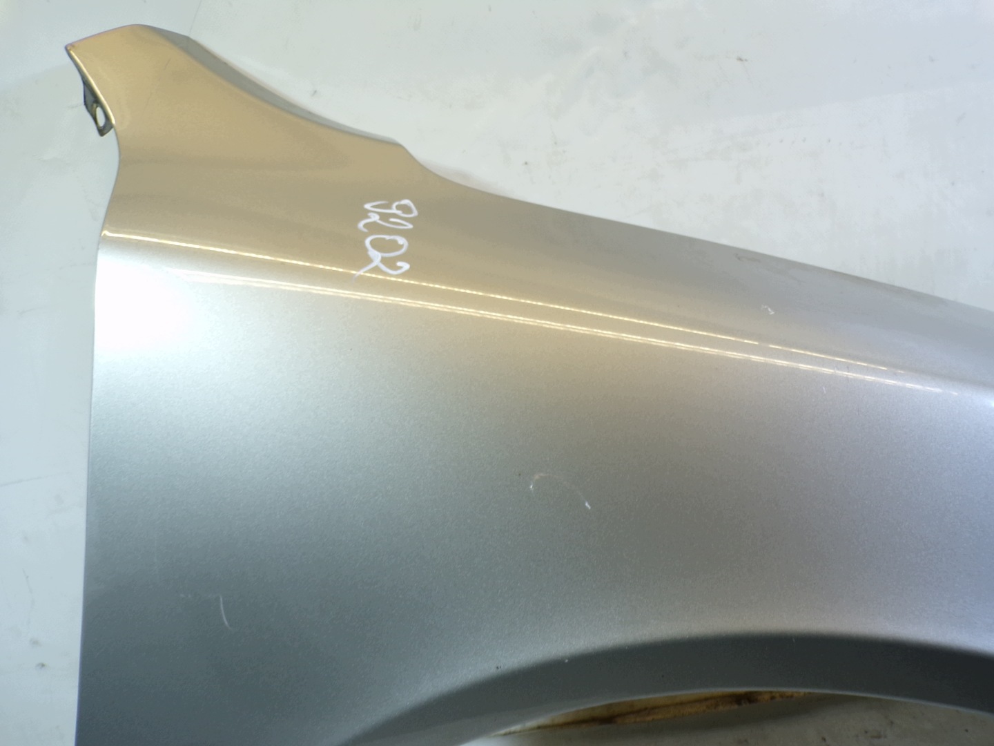 fender right front SKODA OCTAVIA 2 II colour 9202