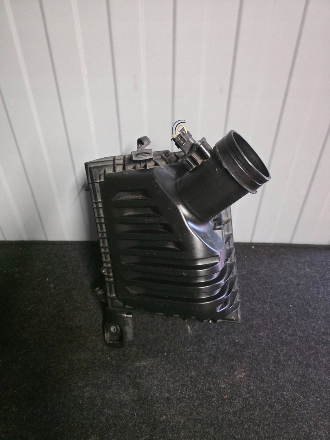 BMW 1 F40 Gehäuse filter luft 10543510 8513916