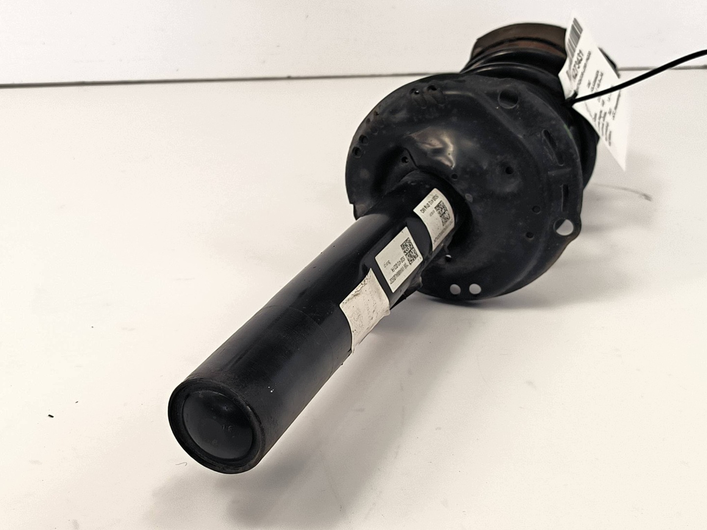 shock absorber left front 5Q0412014MQ VOLKSWAGEN GOLF VIII R-LINE