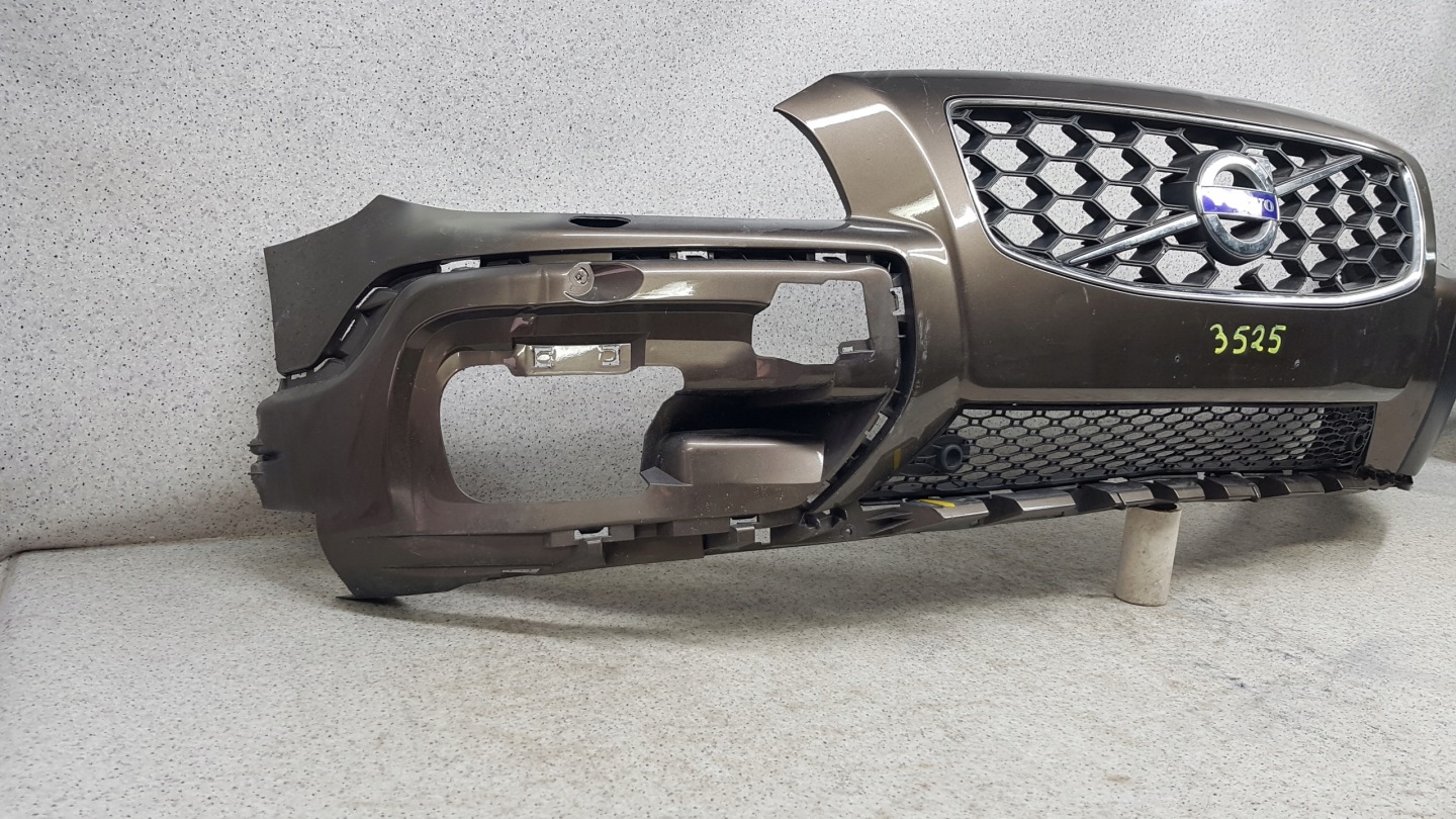 VOLVO XC70 XC 70 CROSSCOUNTRY 2007 - bumper front 3525