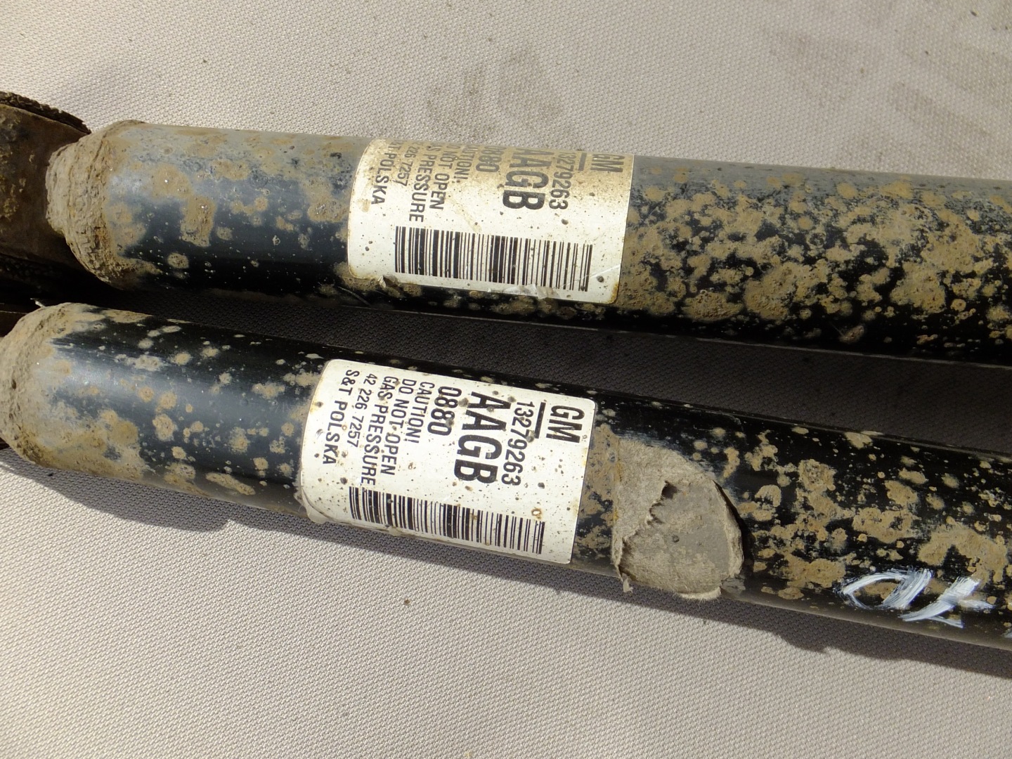 Stoßdämpfer heck komplet opel astra J IV HB 13279263