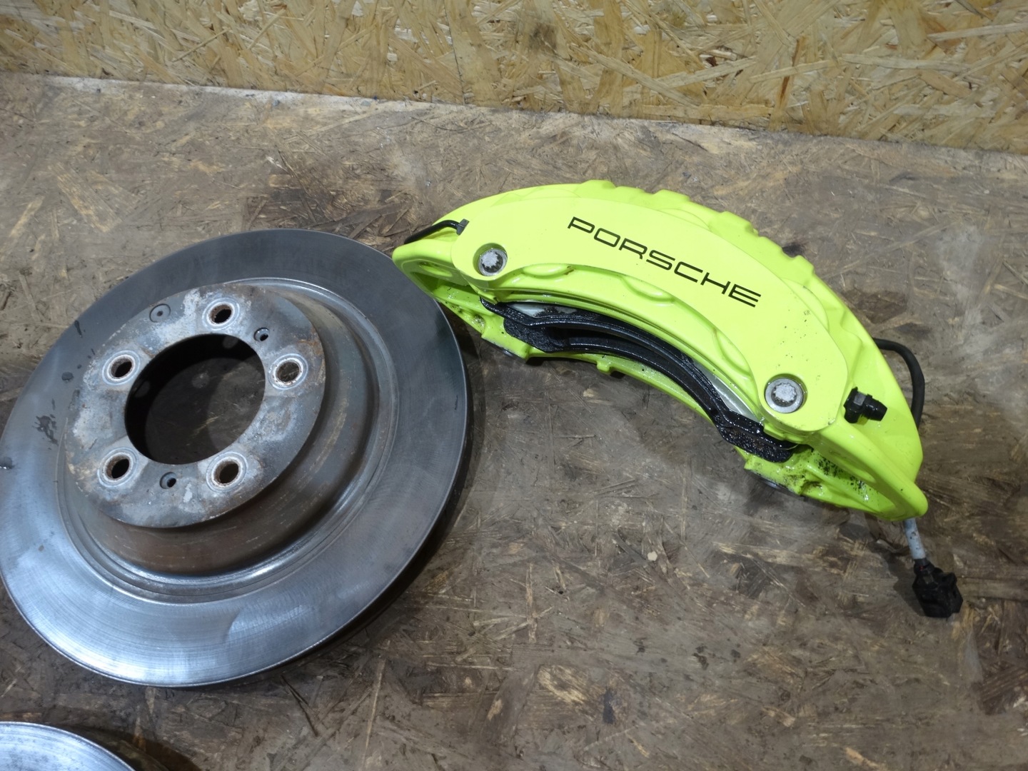 IDEALNE calipers discs KPL. PORSCHE CAYENNE 9Y HYBRYDA 1