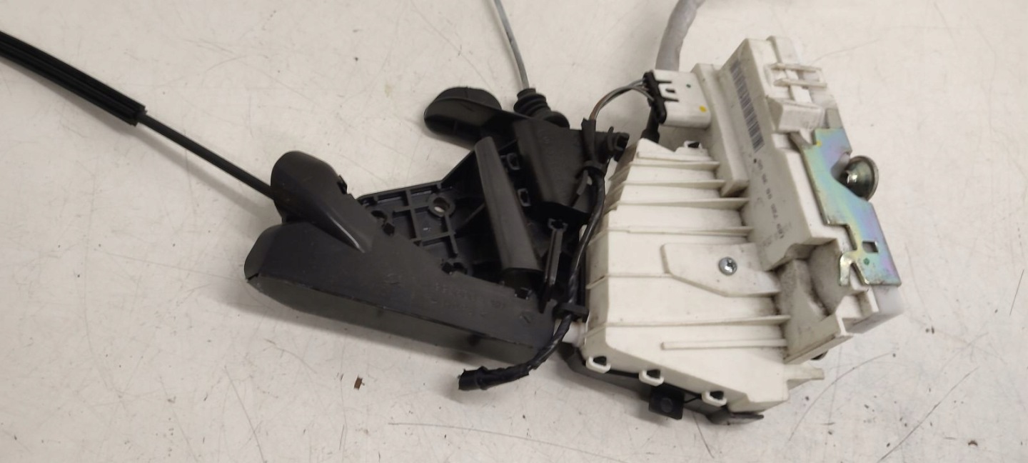 lock door front front left Mercedes W169