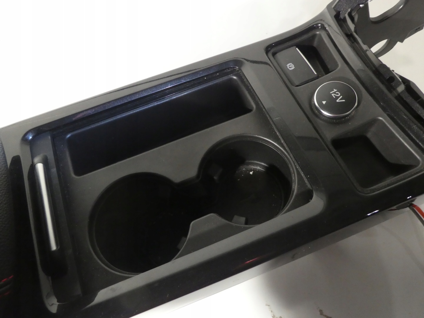 FORD KUGA II mk2 ST-line TUNEL central armrest USB control unit 230V