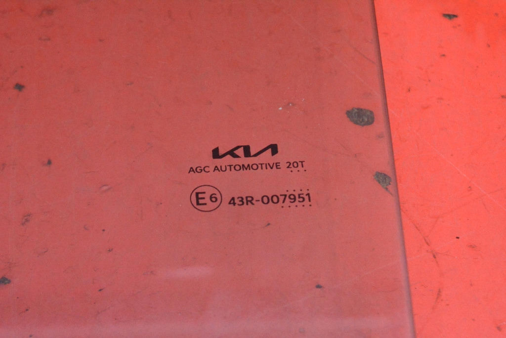 window side left rear part rear KIA SPORTAGE 5 V 21-25