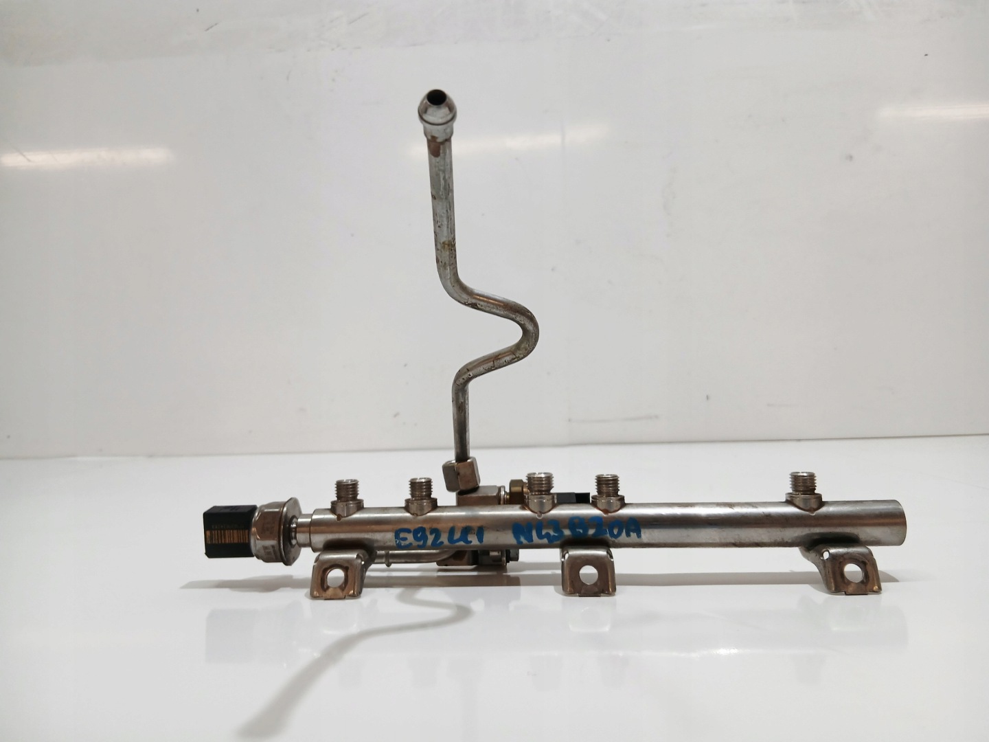 injection ramp BMW E87 E88 E90 LCI N43 7562474