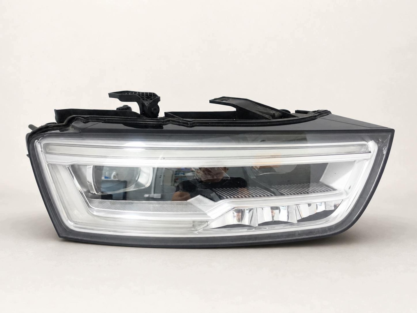 AUDI Q3 8U0 LIFT 14-18 light FULL LED right front EUROPA