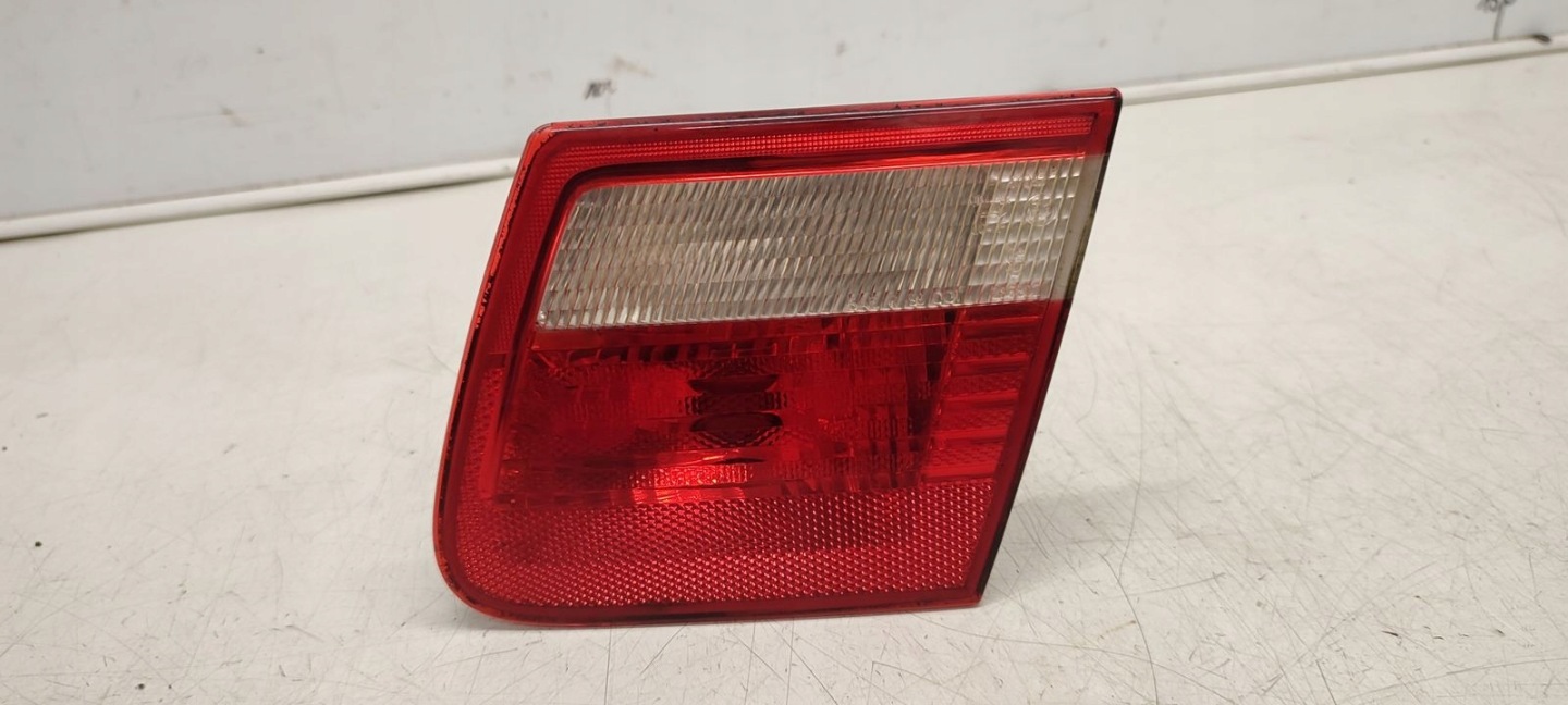 light rear part rear right to the bonnet BMW E46 2,2 LIFT