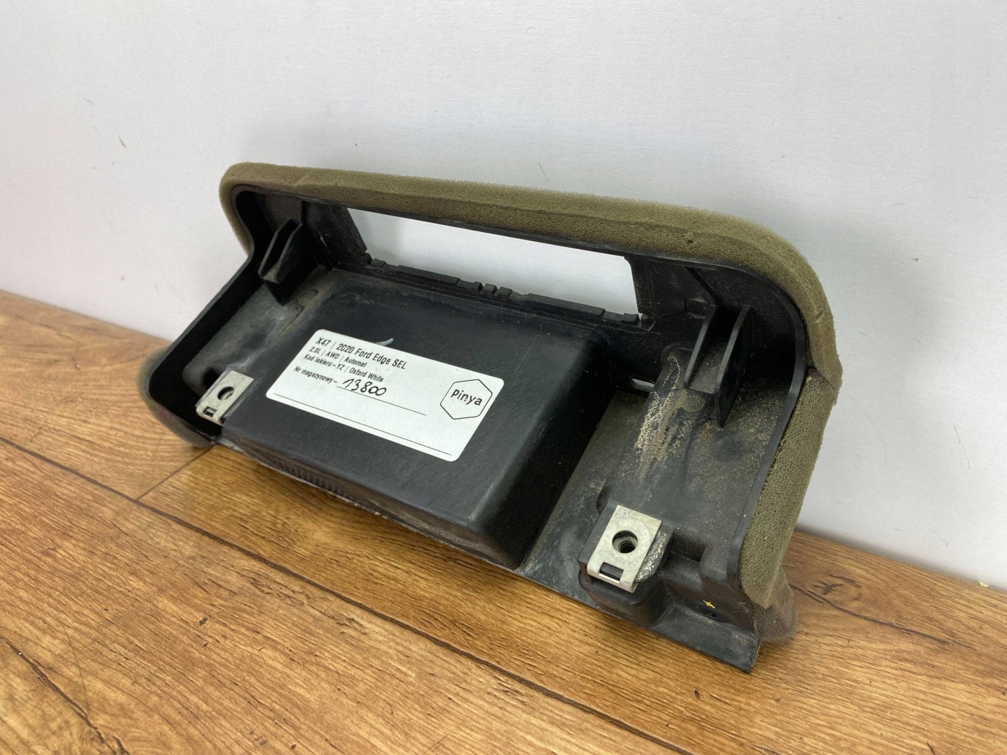 Support plaque Boîte modulu sterownika Ford Edge II 2019+