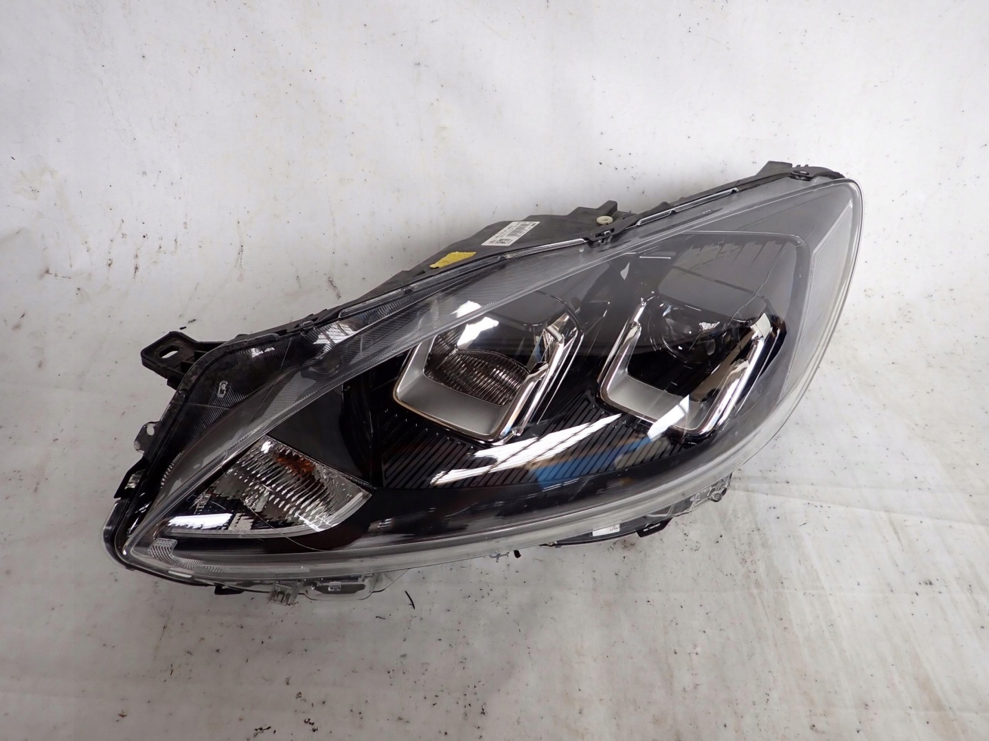 FORD KUGA III 19- light left front front FULL LED LV4B-13E015-CA