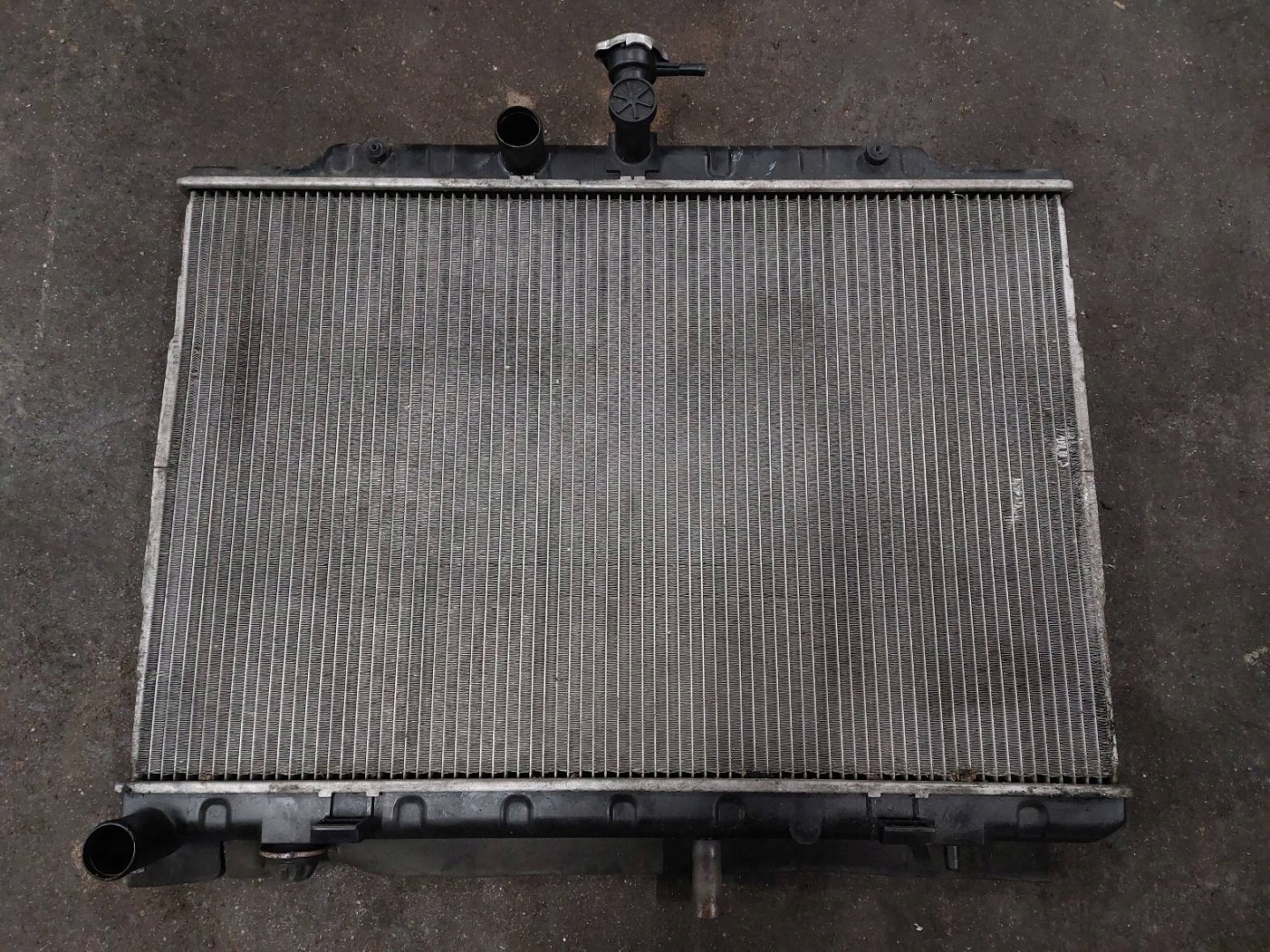 water cooler NISSAN X-TRAIL II