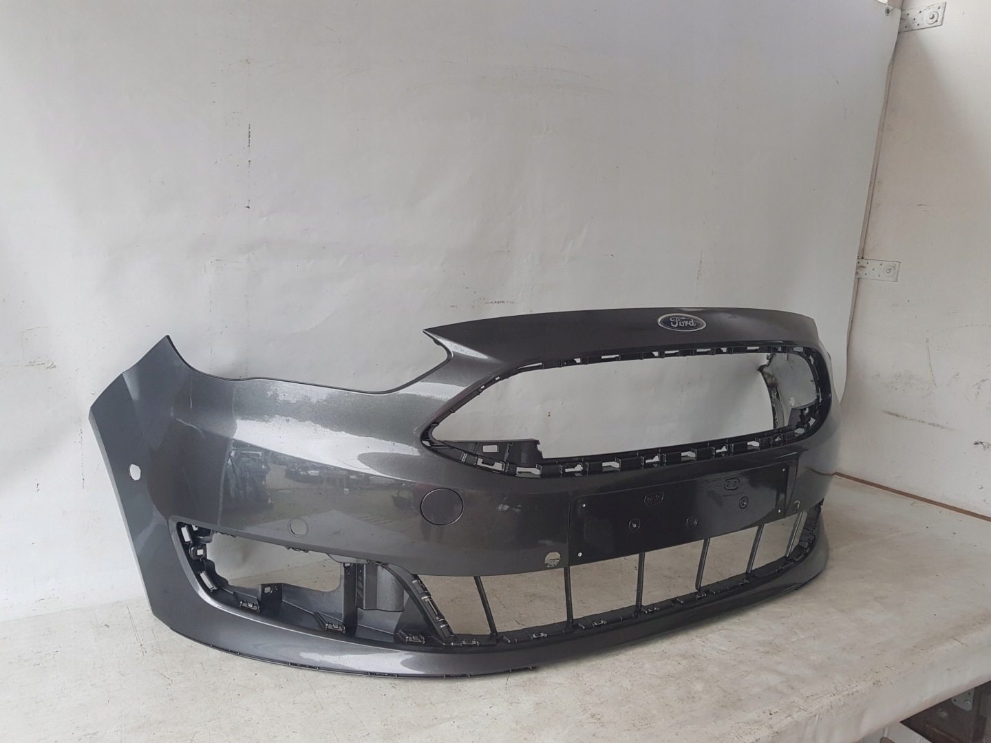 bumper front front FORD C-MAX MK2 LIFT 15- PDC