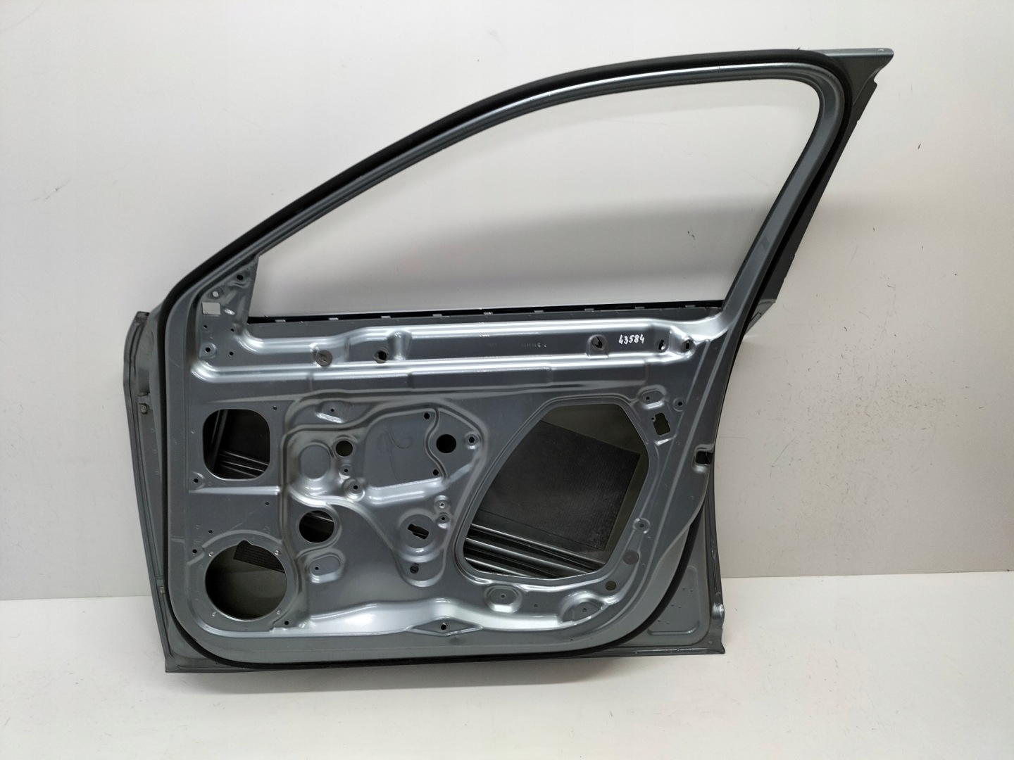 door front front right SKODA SUPERB III 15