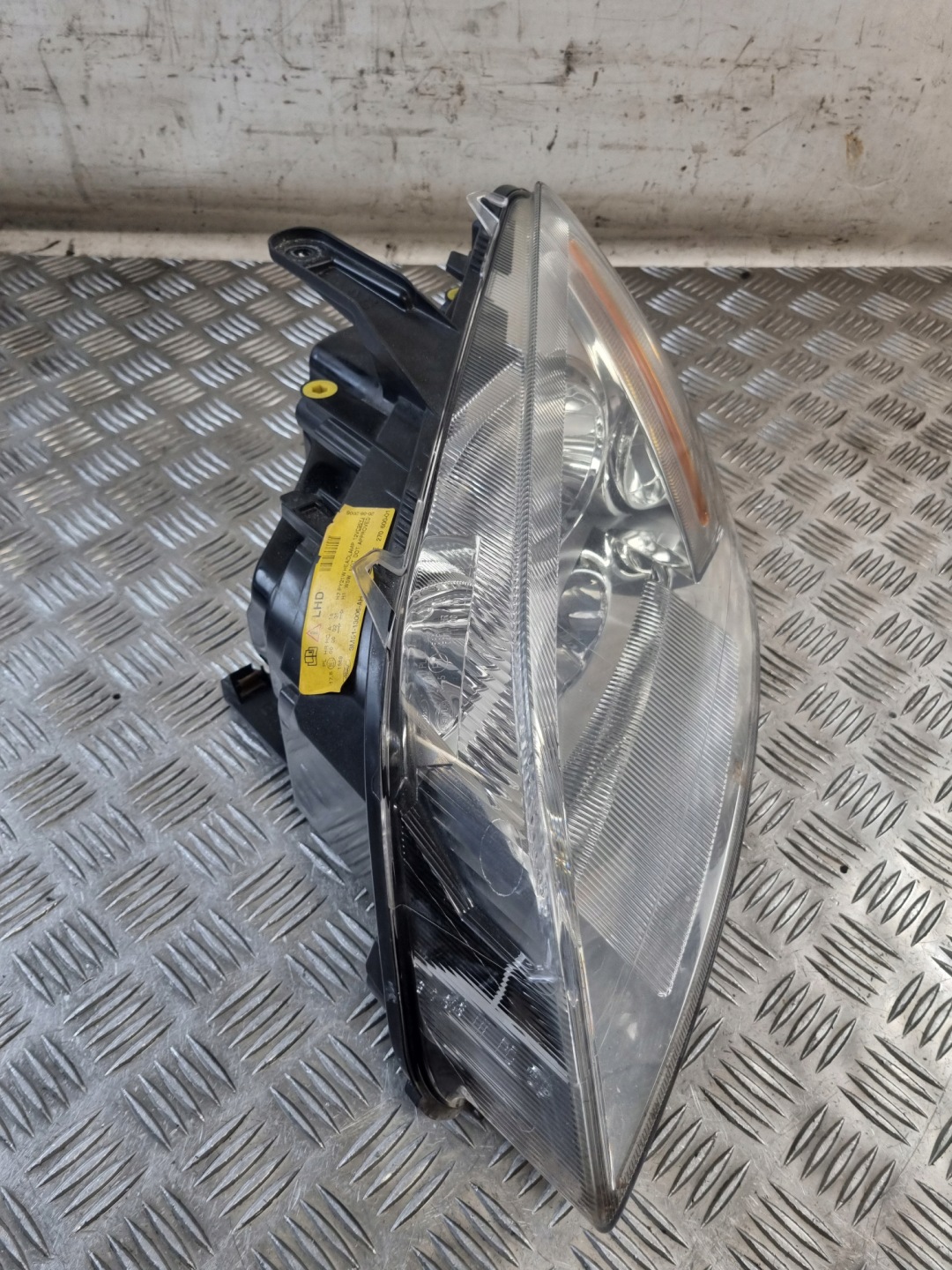 far lijeva prednji dio FORD FOCUS C MAX