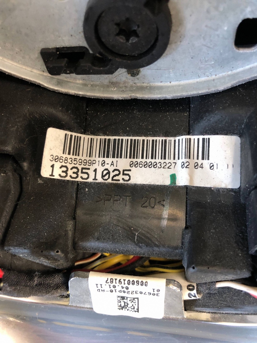 steering wheel, leather MULTIFUNKCJA OPEL ASTRA J 13351025