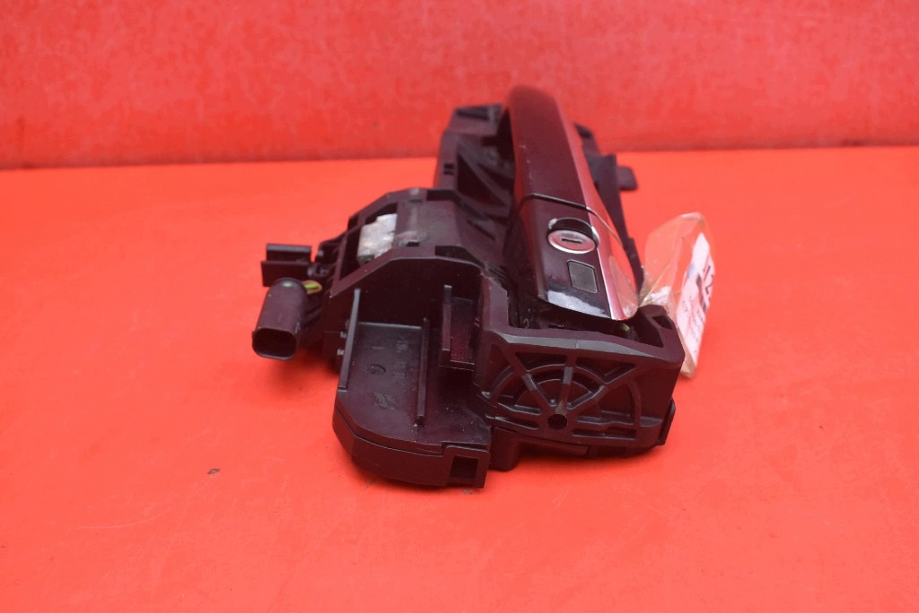 handle left front front 197 A2217601134 MERCEDES S-KLASA W221 05-09