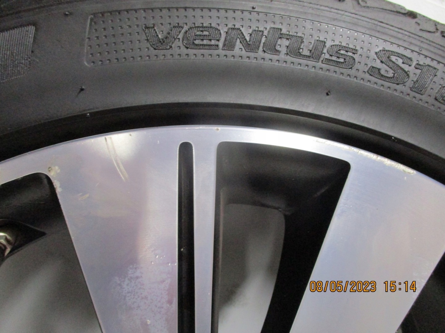 wheels discs tyres Kia Sportage IV R19
