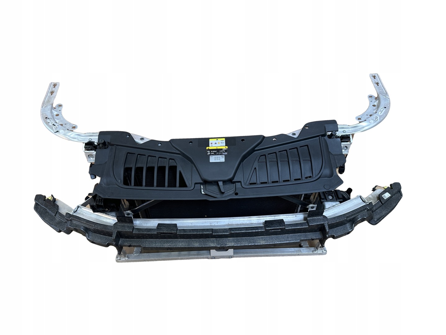 AUDI A8 4N D5 3.0TDI 45TDI bar, wall radiator