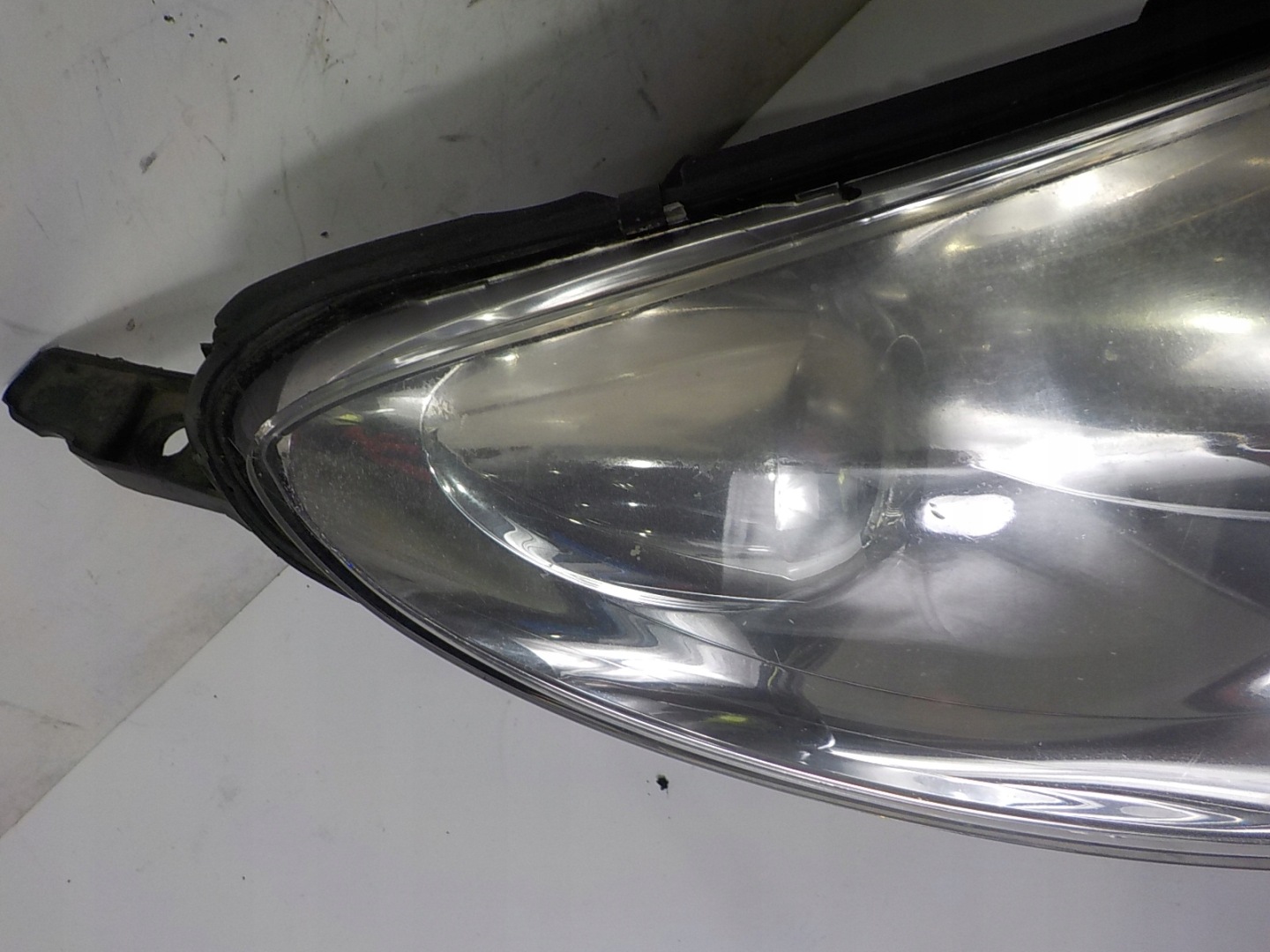 PEUGEOT 407 XENON light right front front UK