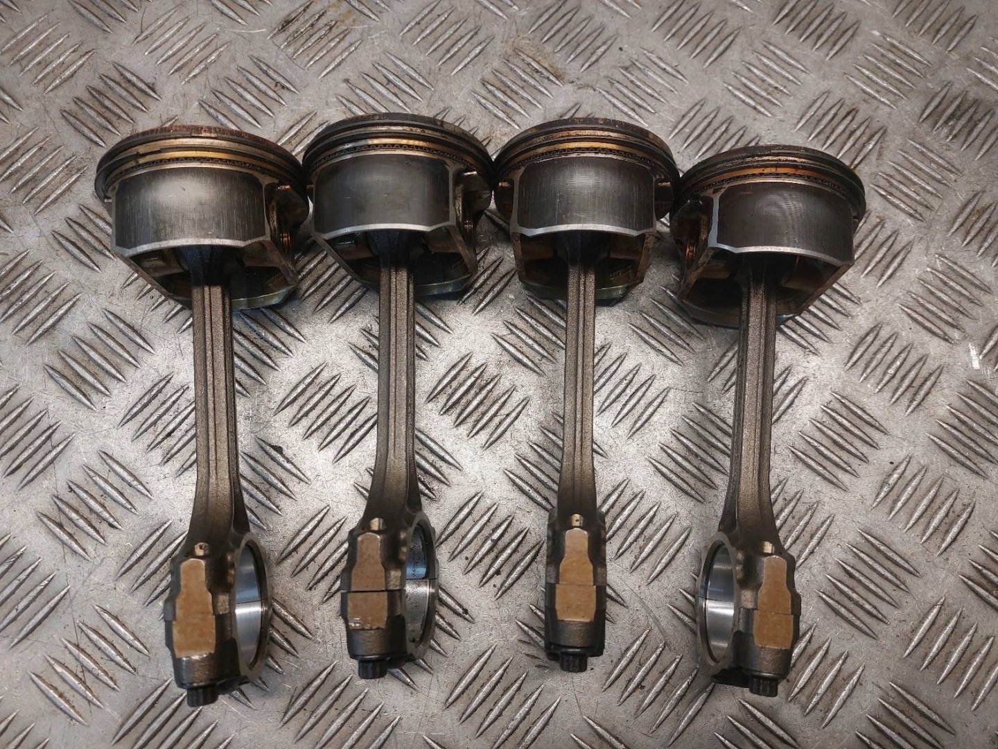 Piston + Bielle SUZUKI SWIFT V 1.2 16V K12B