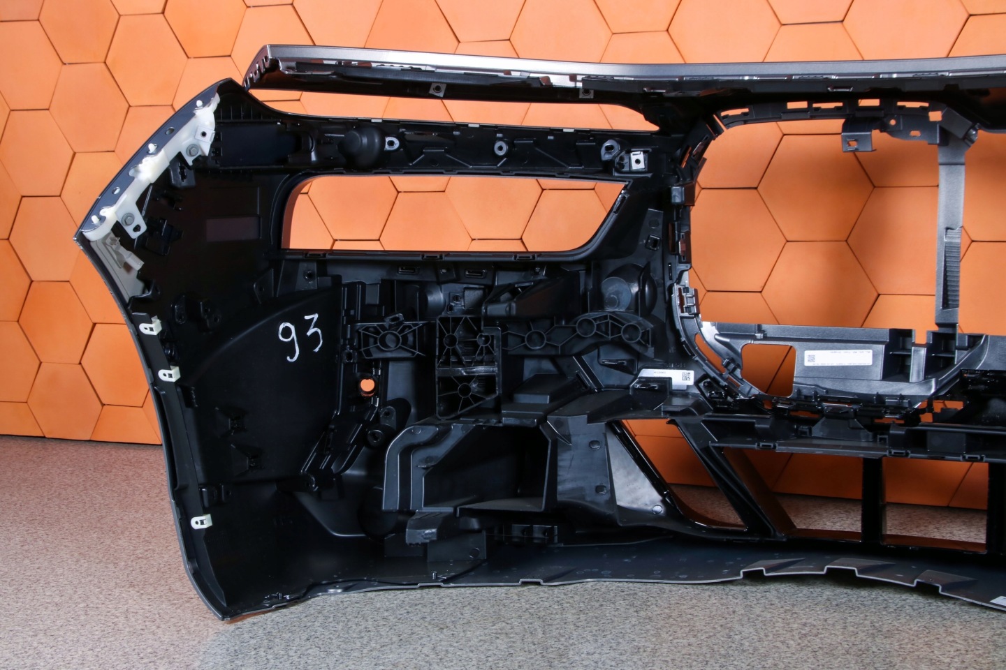 BMW 7 G70 i7 m-packet bumper front USA colour C4A