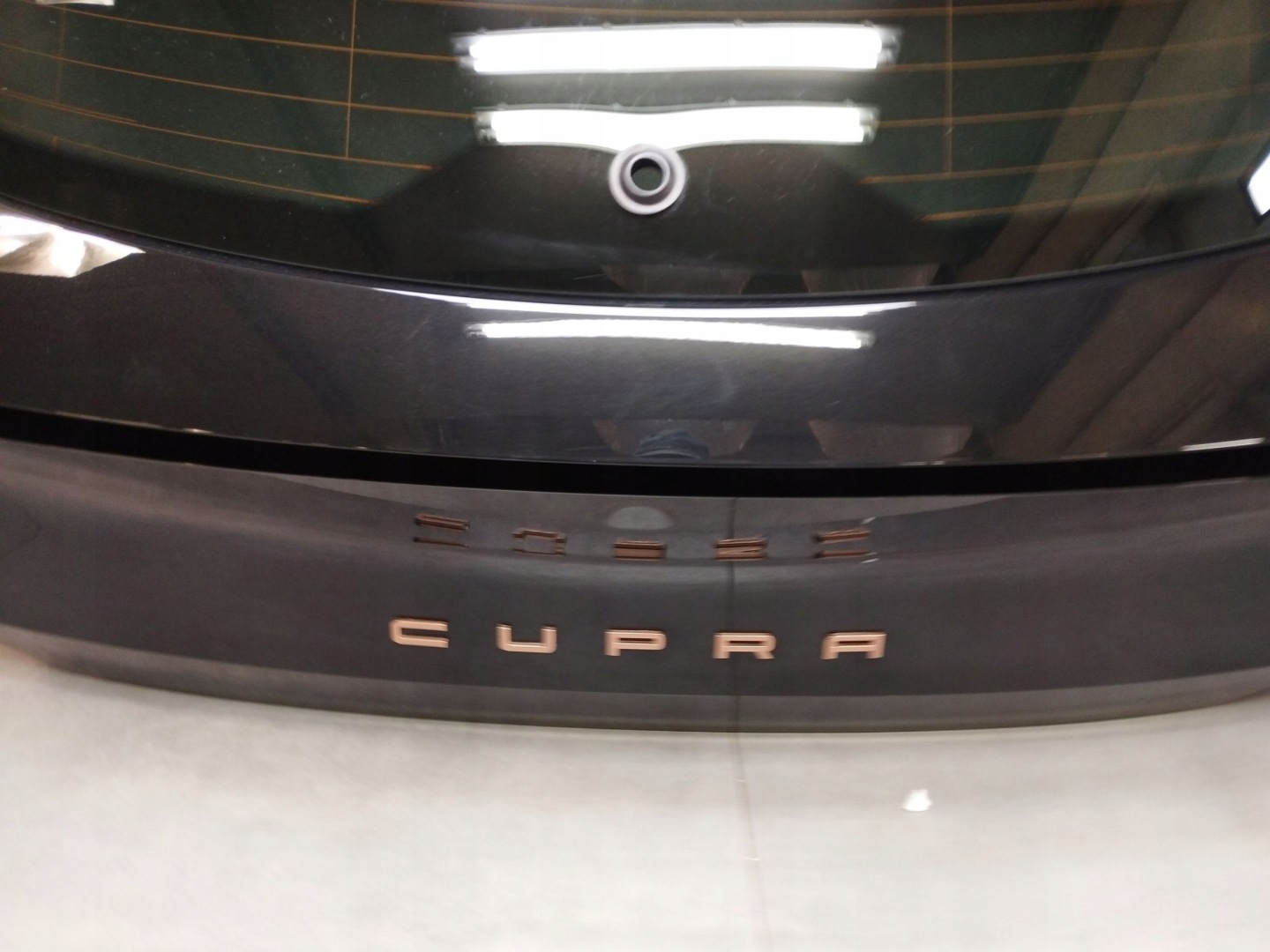 Cupra Formentor trunk door boot window 2024 5FF827023B LY9T